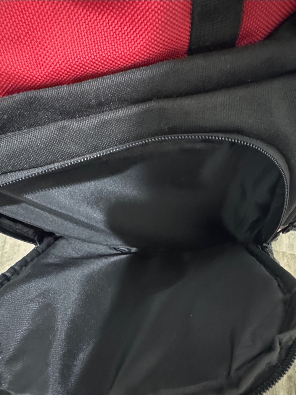 Deadpool Backpack - Picture 11 of 11